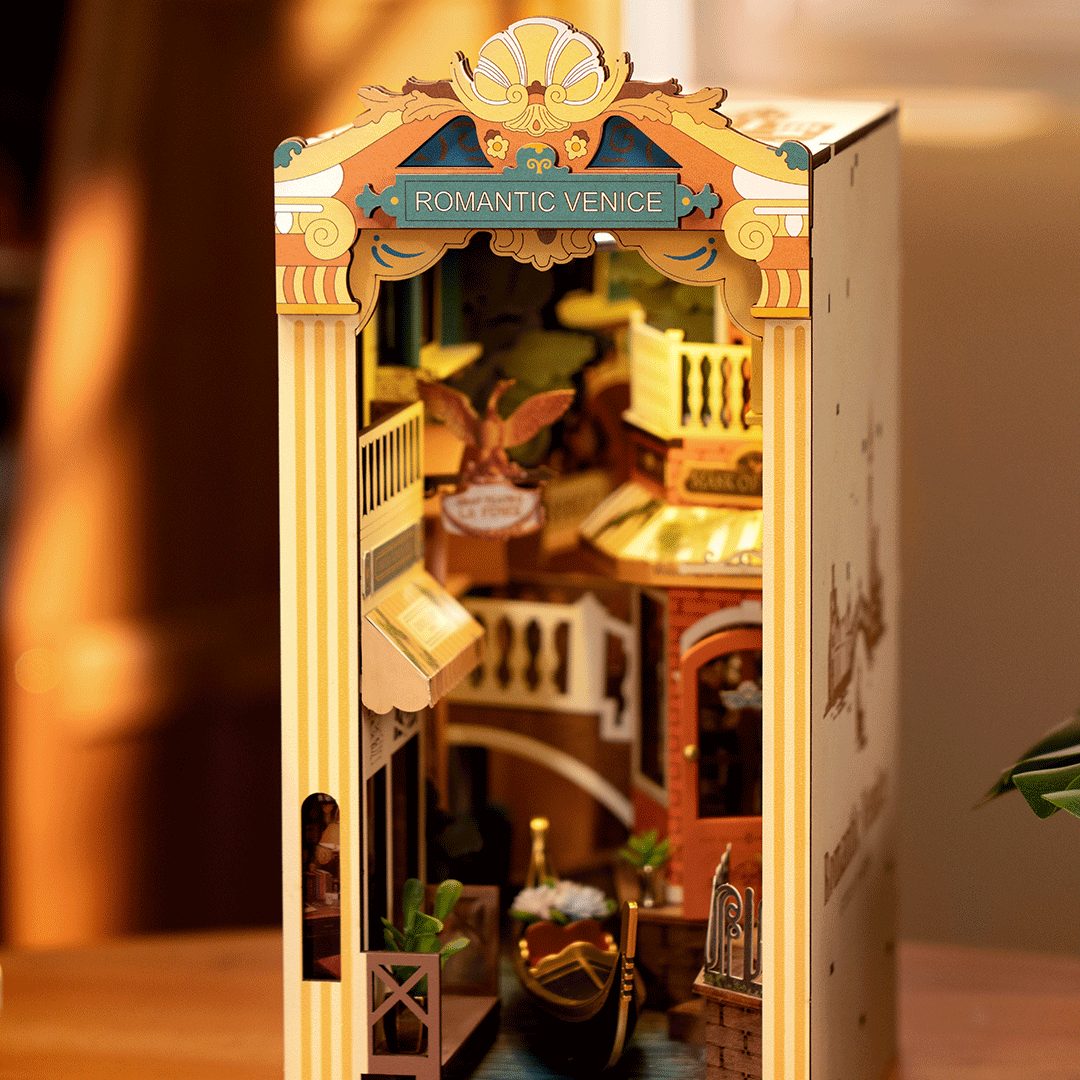 Romantikus Velence Könyvtámasz 3D modell - Image 3